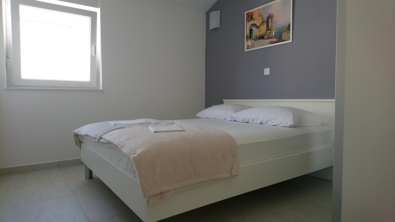 Apartamento Colic Njivice Exterior foto