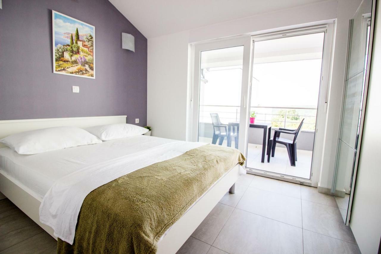 Apartamento Colic Njivice Exterior foto
